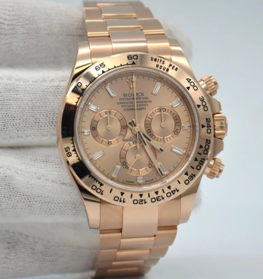 Rolex Daytona
Pink Diamond Dial Baguette-cut