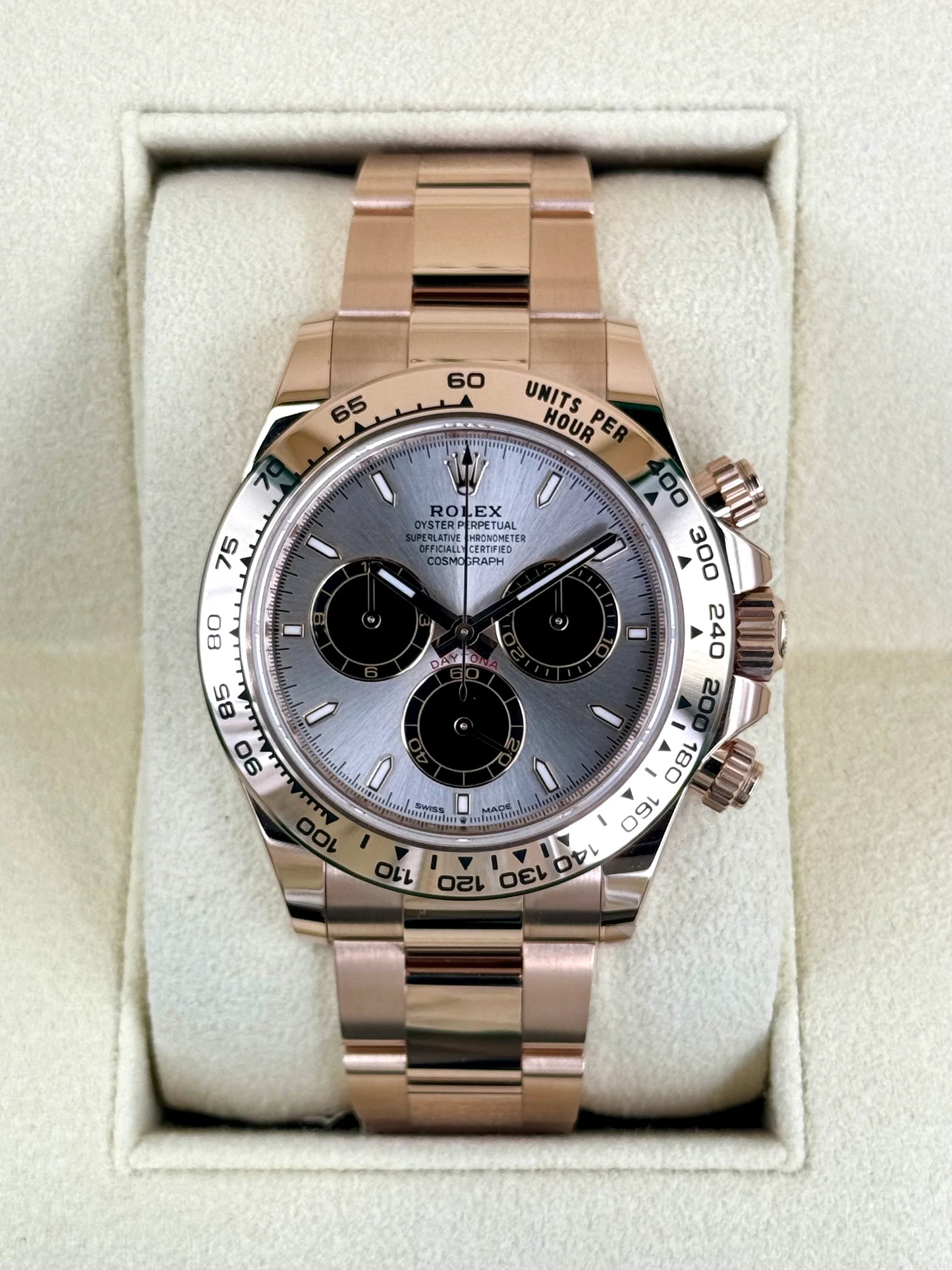 Rolex Cosmograph Daytona Black Dial, Oyster Bracelet